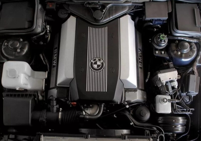 BMW M60B40-motor