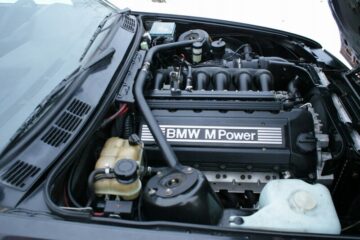 BMW S50B30-motor