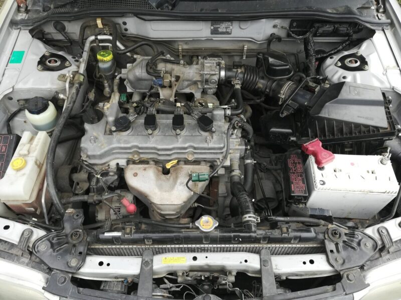 Nissan QG15DE 1,5 l motor