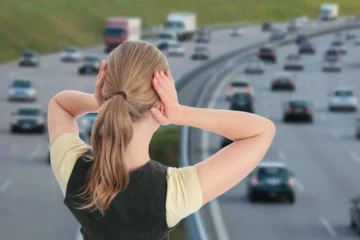 Motorbank, mulige årsaker og alternativer for å eliminere problemet