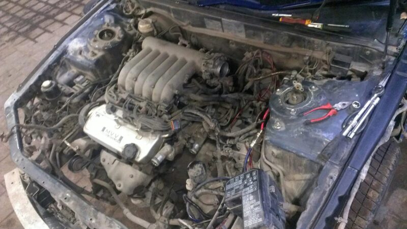 Mitsubishi 6G73 2.5 motor