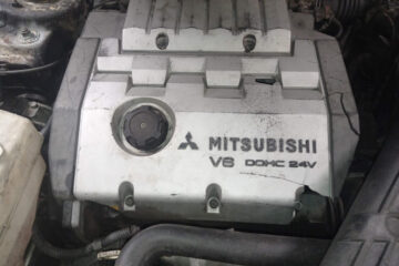 Mitsubishi 6G73 2.5 motor