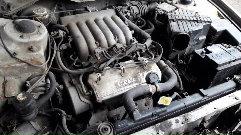 Mitsubishi 6G73 2.5 motor