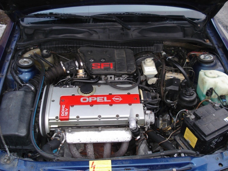 Opel C20XE og C20LET 2.0-motorer