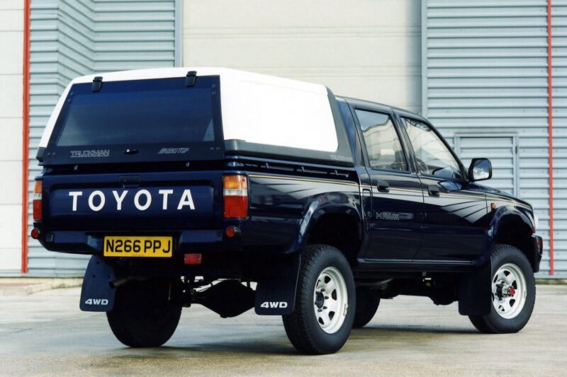 Historien til den legendariske Toyota Hilux pickupen
