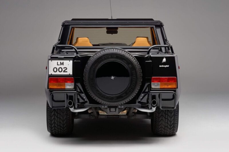 Lamborghini LM002. Terrengkjørende superbil