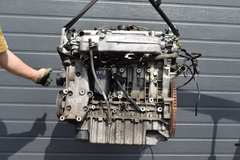 Volvo B5244T3 2,4-liters motor